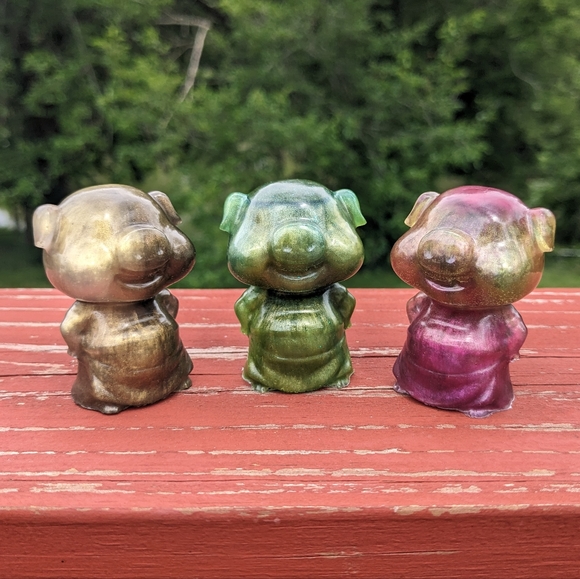 3 Little Pigs Resin Art Handmade Colorful Cute Pig Artisan Gift Piggy Easter - Picture 15 of 16